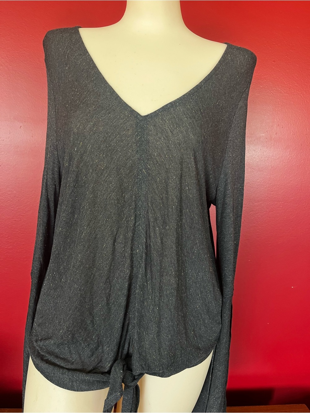 New Fever Metallic Gold/Black V-Neck Long Sleeve Tie-Hem Blouse